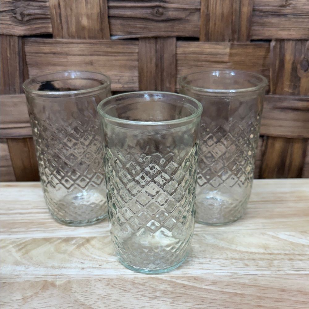 Vintage Set of Clear Diamond Textured Glass Tumblers
